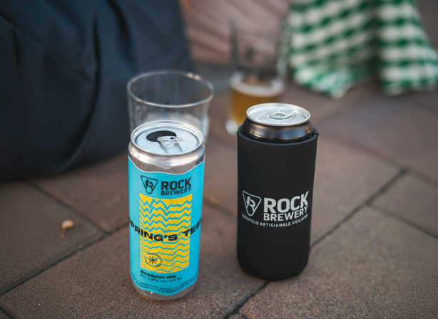 Rock Outdoor Kit – Mini Compilation, Koozie Rock Brewery, sottobicchieri e spedizione gratuita